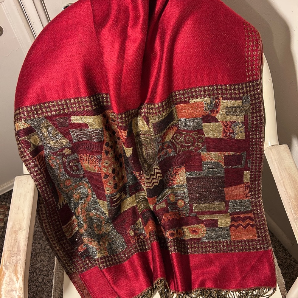Pashima Patchwork Patterned Red Scarf With Fringe - image 3
